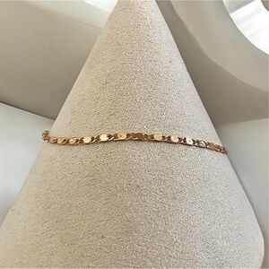 Women’s gold plated alloy 6.5 inch bracelet with 2 inch extender